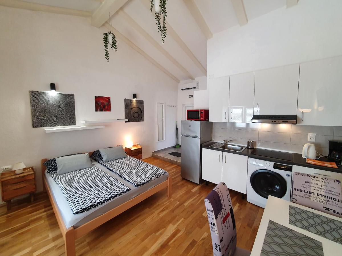Villa Carmen Draga Bascanska Екстер'єр фото