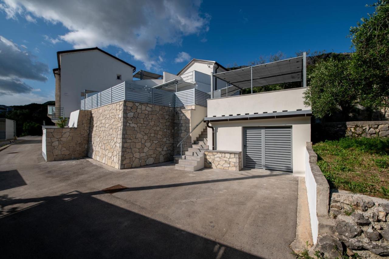 Villa Carmen Draga Bascanska Екстер'єр фото