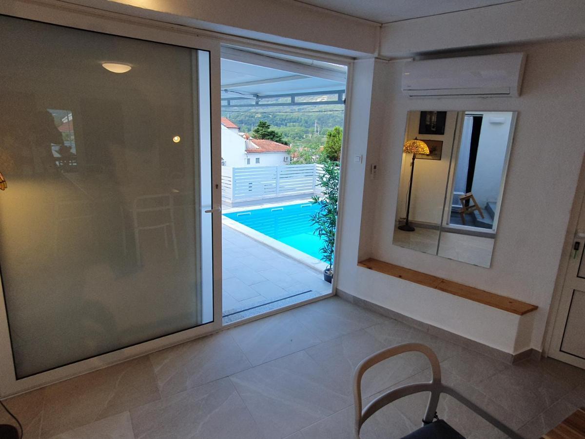 Villa Carmen Draga Bascanska Екстер'єр фото