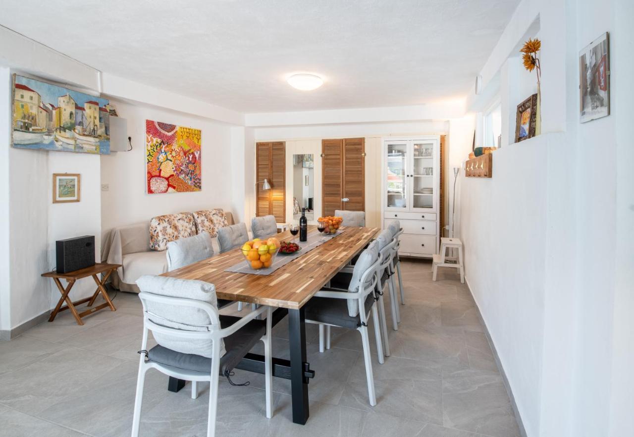 Villa Carmen Draga Bascanska Екстер'єр фото